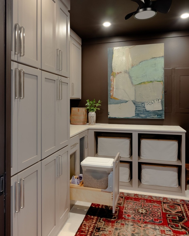 Greige shaker mudroom cabinetry by Designer Cabinets