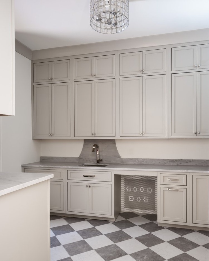 Gray shaker kitchen cabinetry by Designer Cabinets